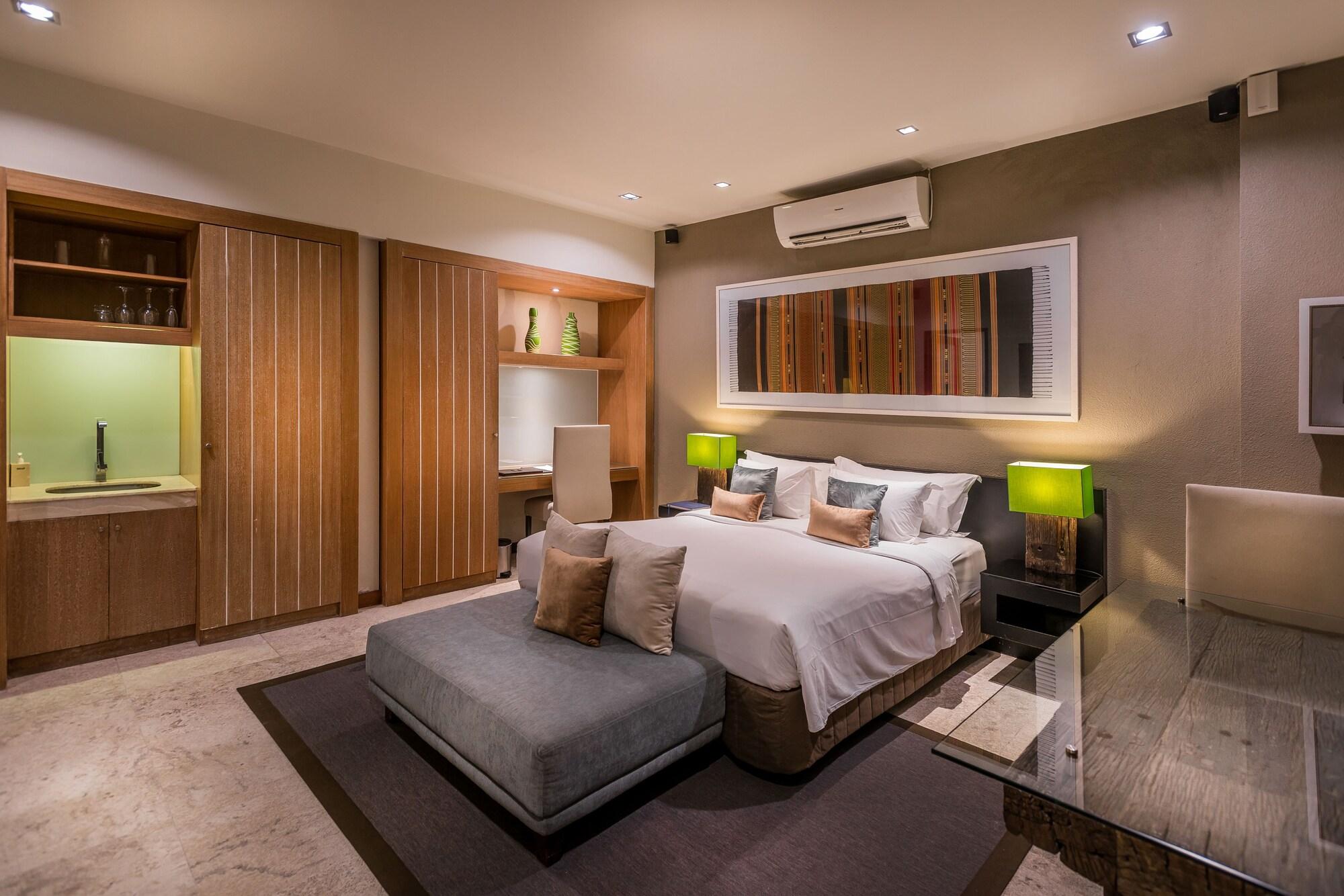 Cicada Luxury Townhouses Seminyak Esterno foto