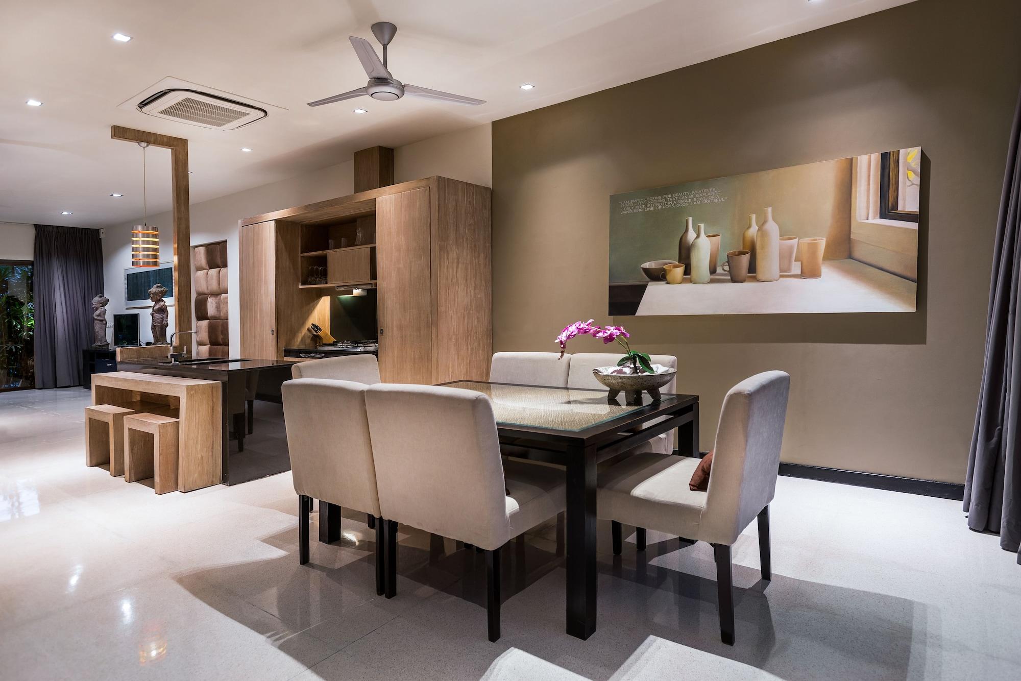 Cicada Luxury Townhouses Seminyak Esterno foto