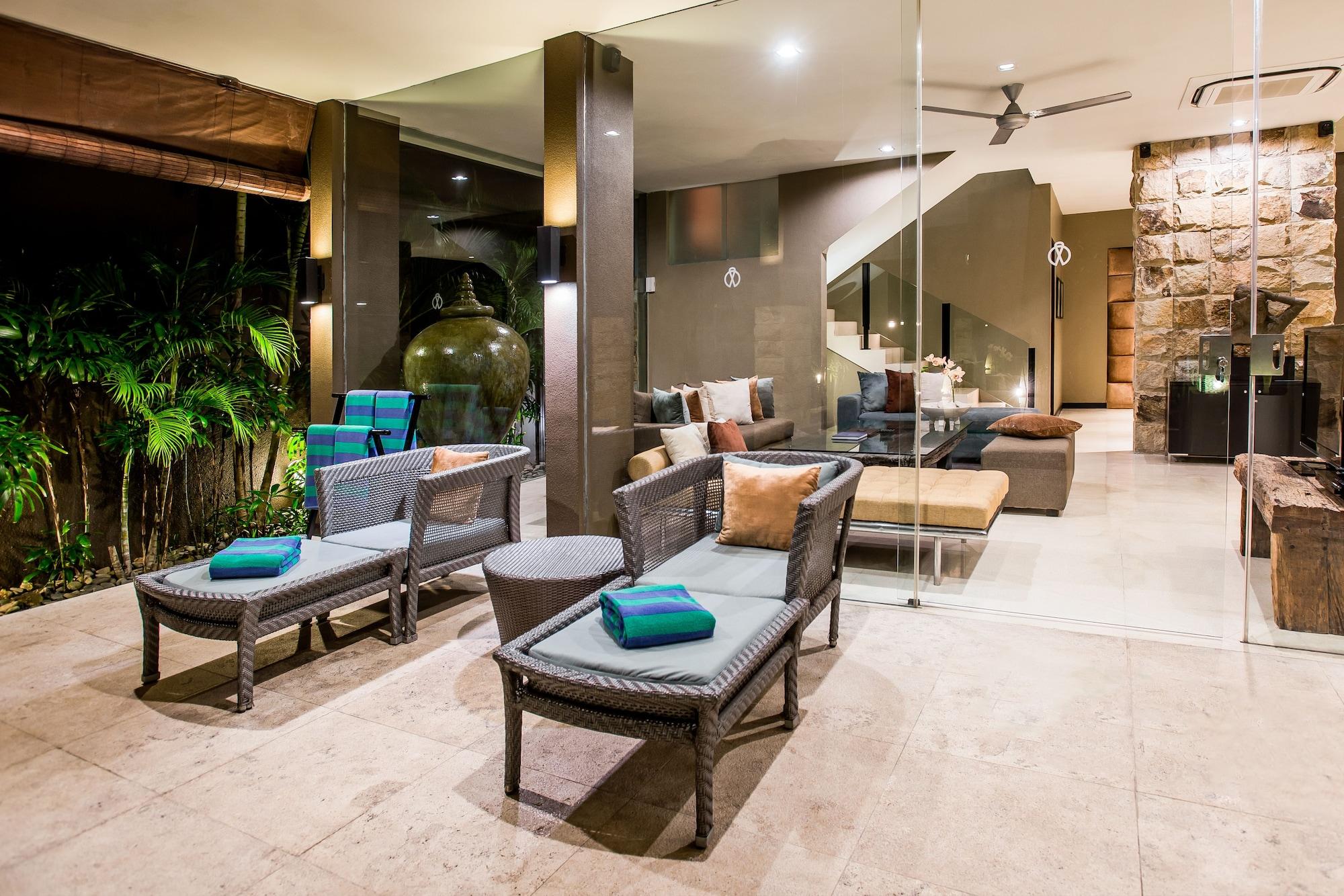 Cicada Luxury Townhouses Seminyak Esterno foto