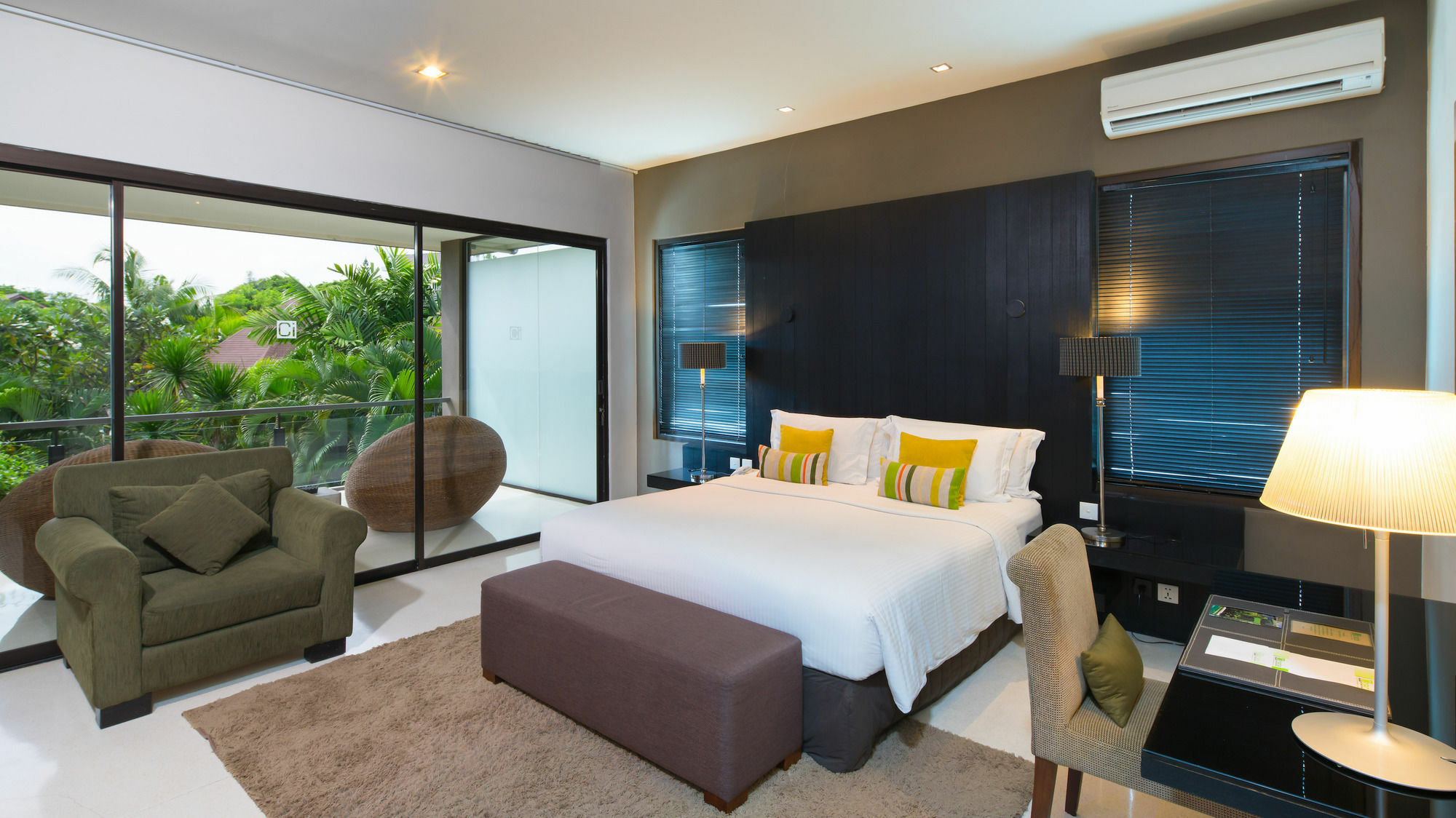 Cicada Luxury Townhouses Seminyak Esterno foto